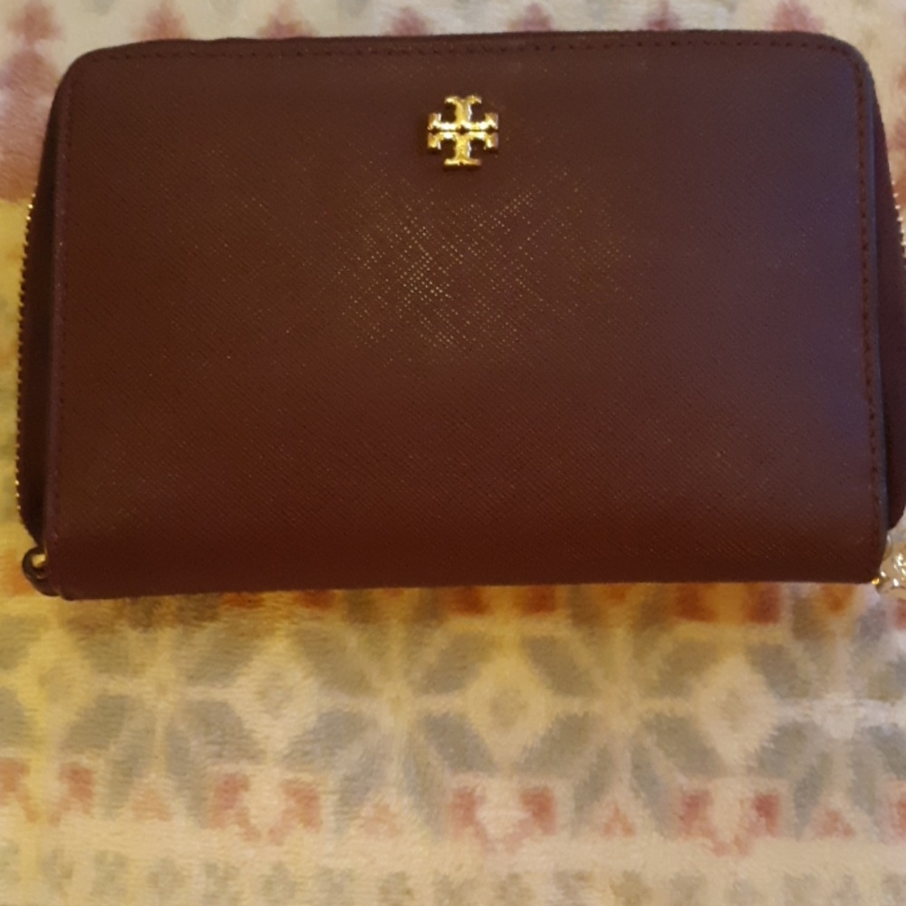 Tory Burch wallet